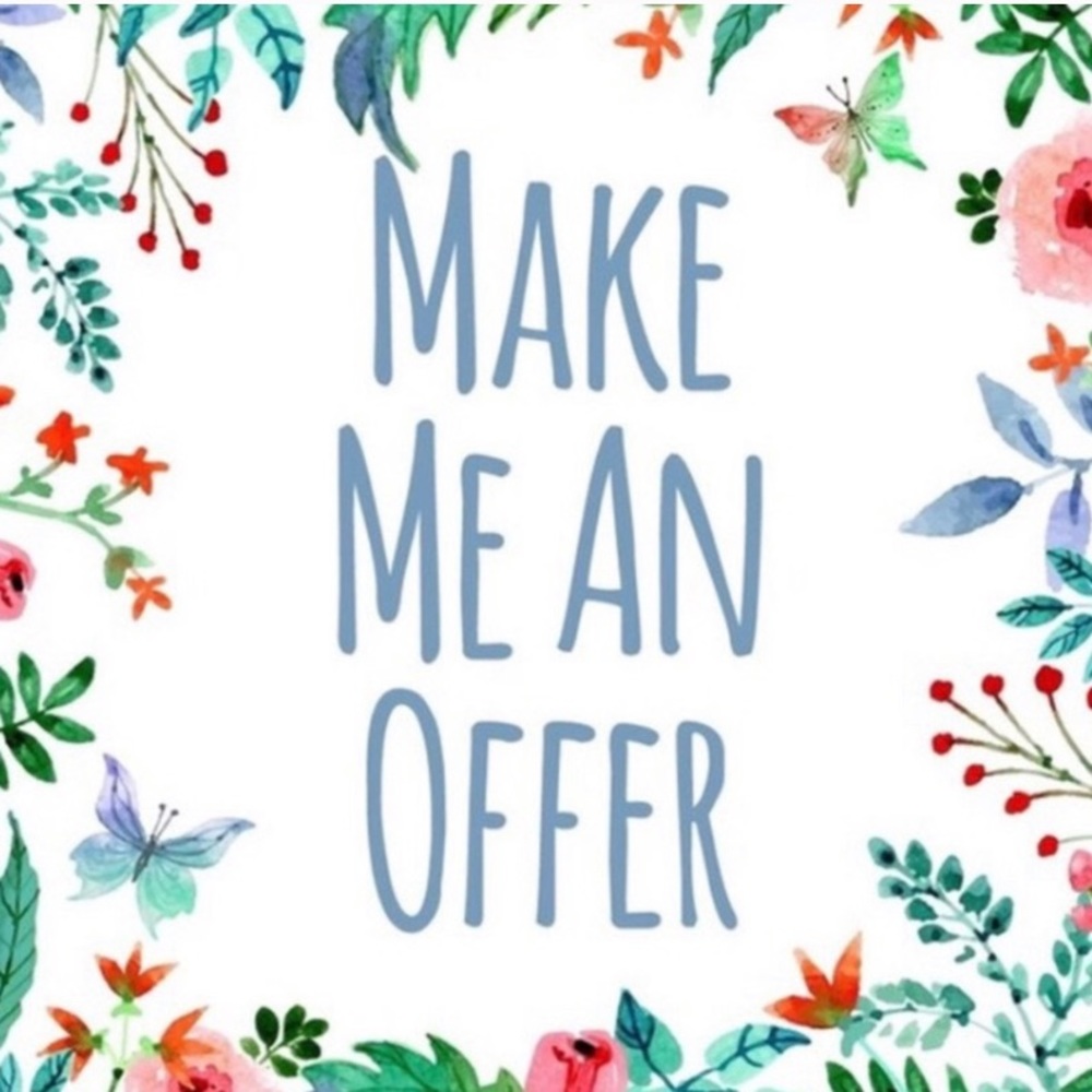 Closet Clean out!Make an offer!Need to declutter!